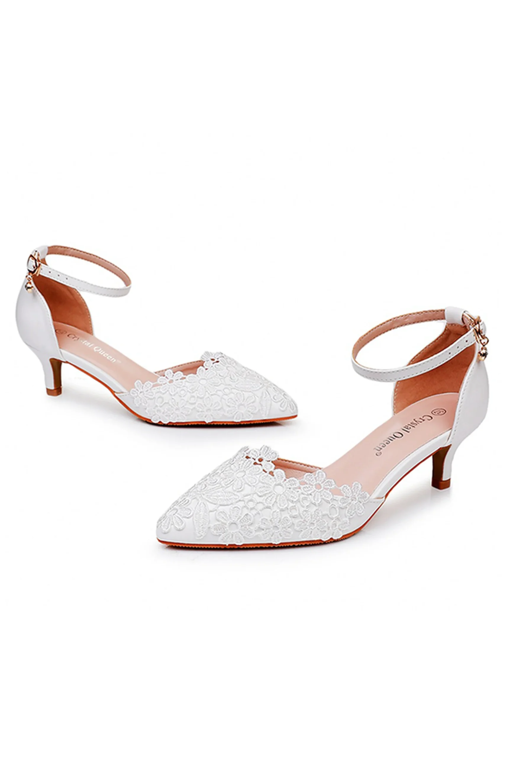 Chaussures de mariage blanches à Tailles hauts en dentelle et bout pointu – Image 3