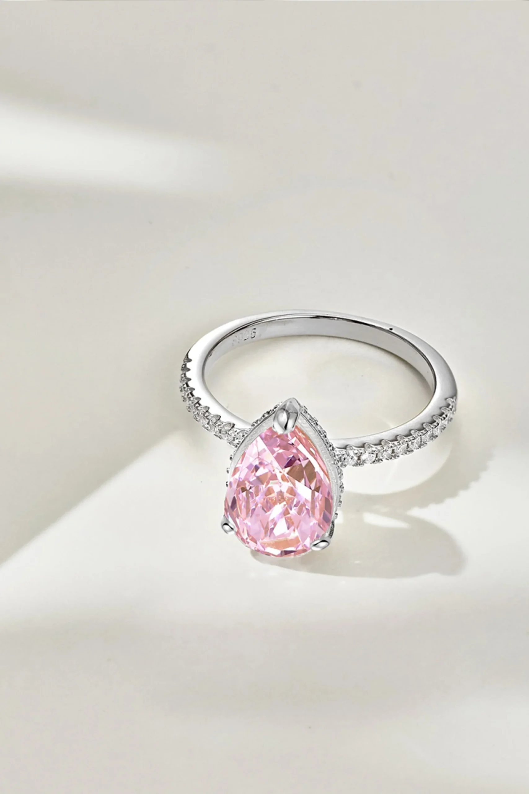 Bague en argent S925 avec zircon rose radieux et coupe poire – Image 6