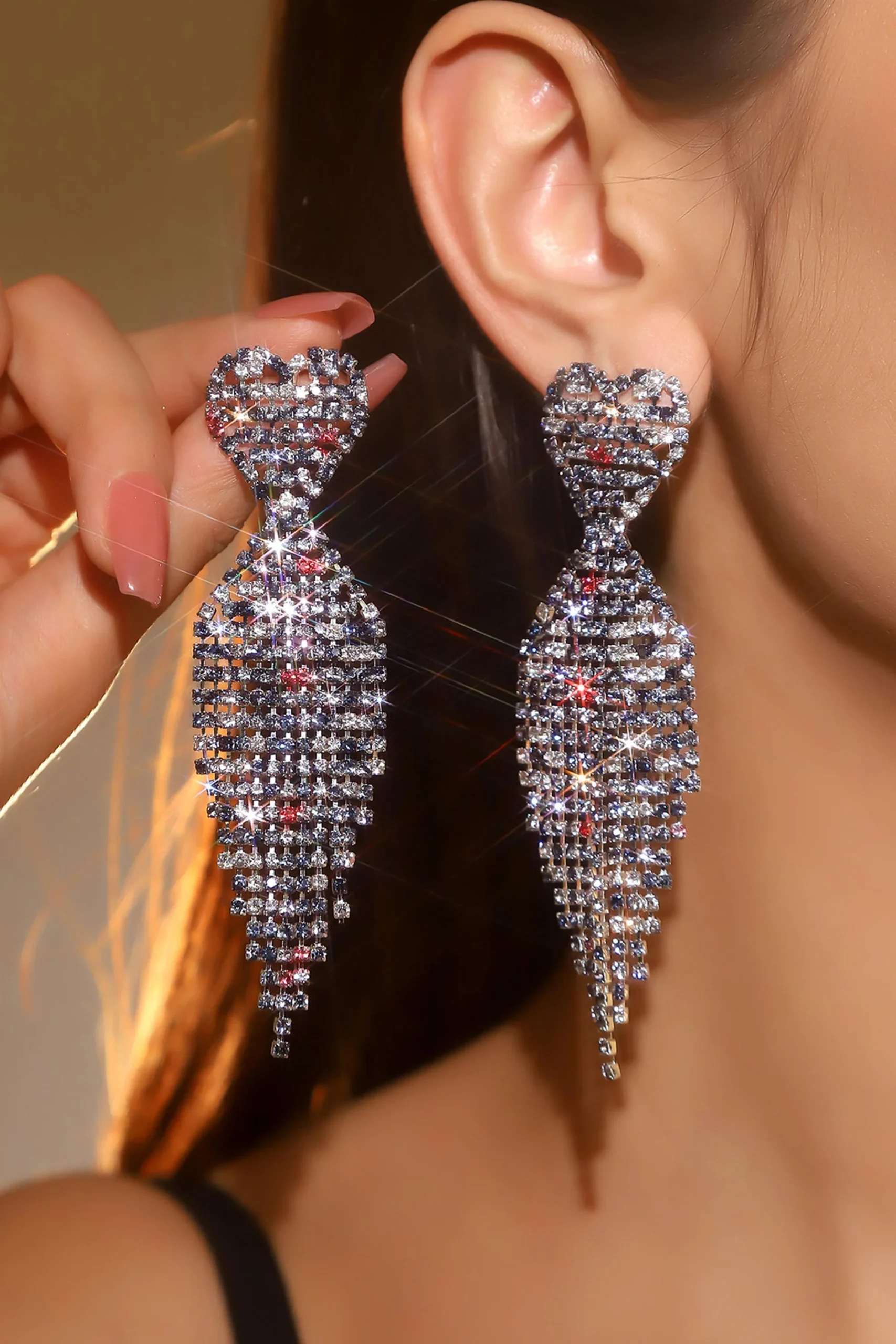 Boucles d'oreilles à pampilles en forme de cœur, tendance, de haute qualité – Image 9