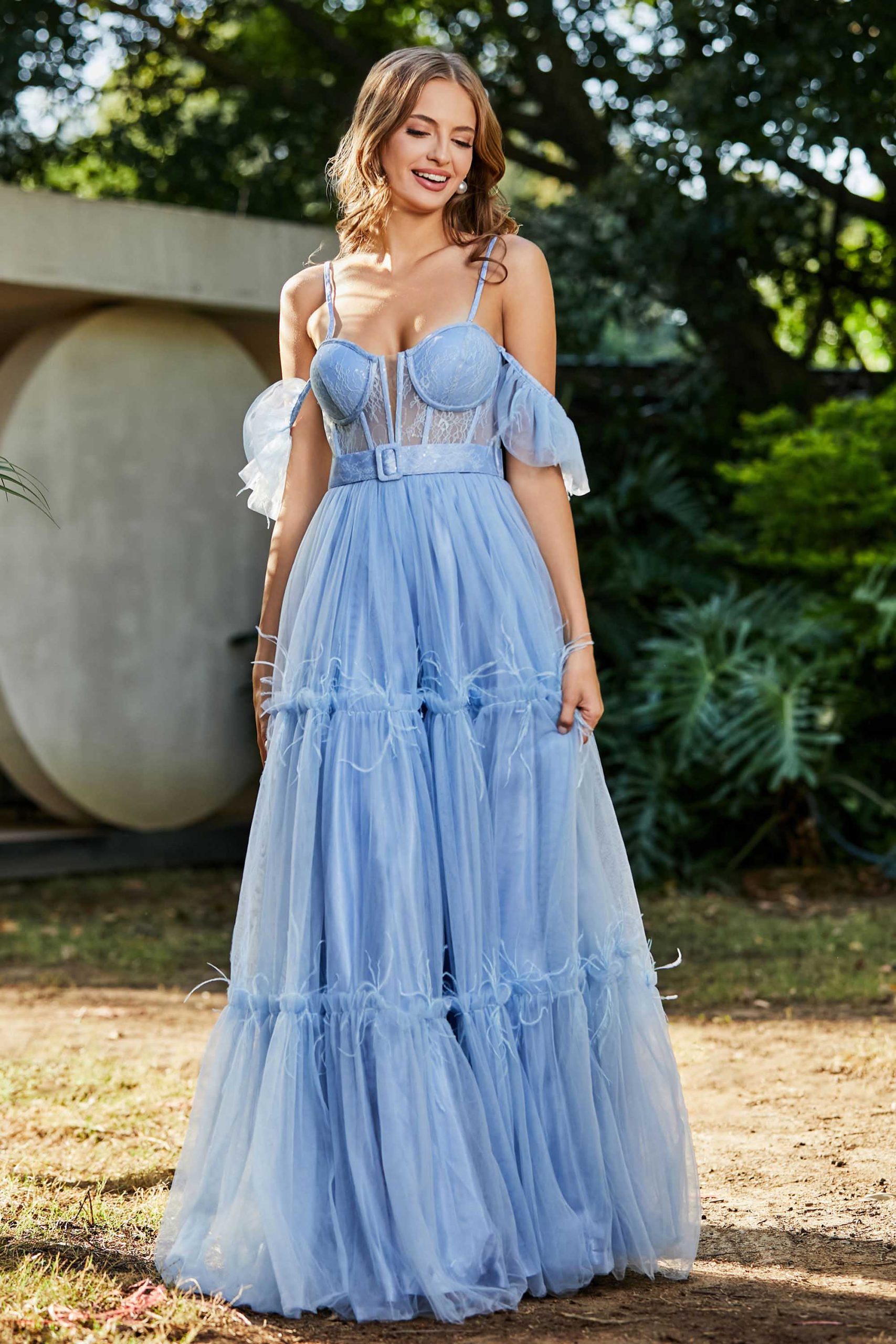 Robe Corset en Tulle avec Volants à Plusieurs Niveaux – Image 7