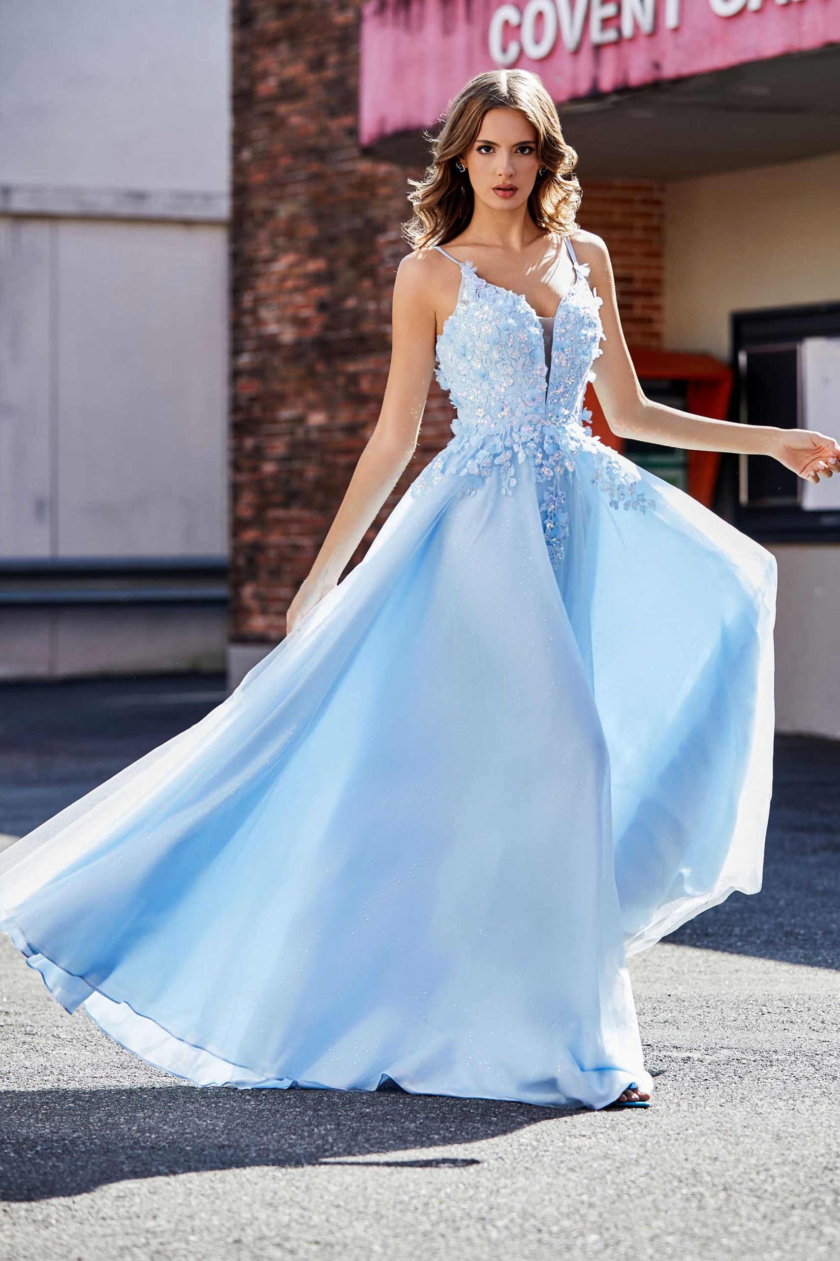 Robe de A-ligne en Tulle avec Appliques Florales – Image 8