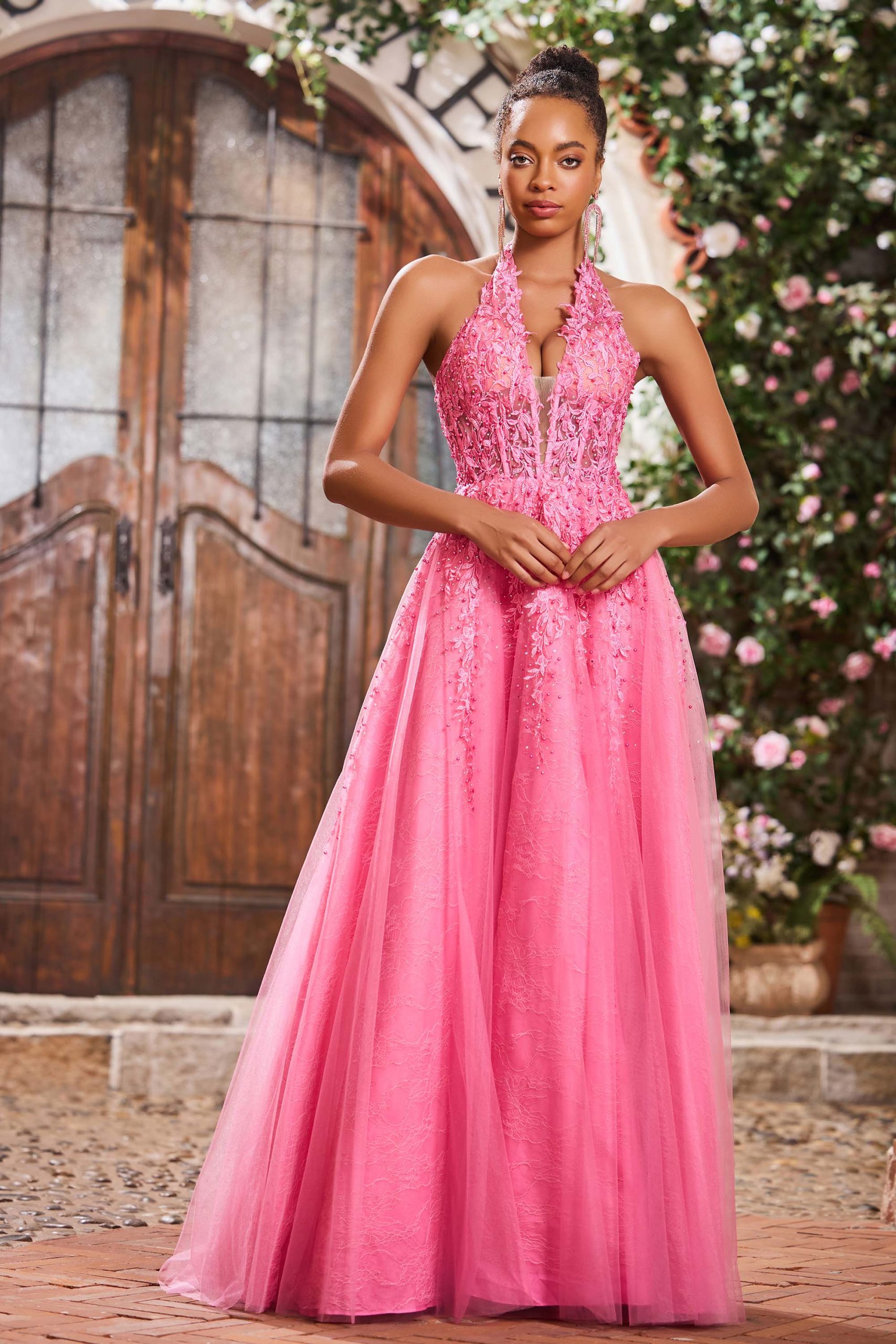 Robe Appliquée Perlée à A-ligne en Tulle avec Décolleté Licou – Image 6