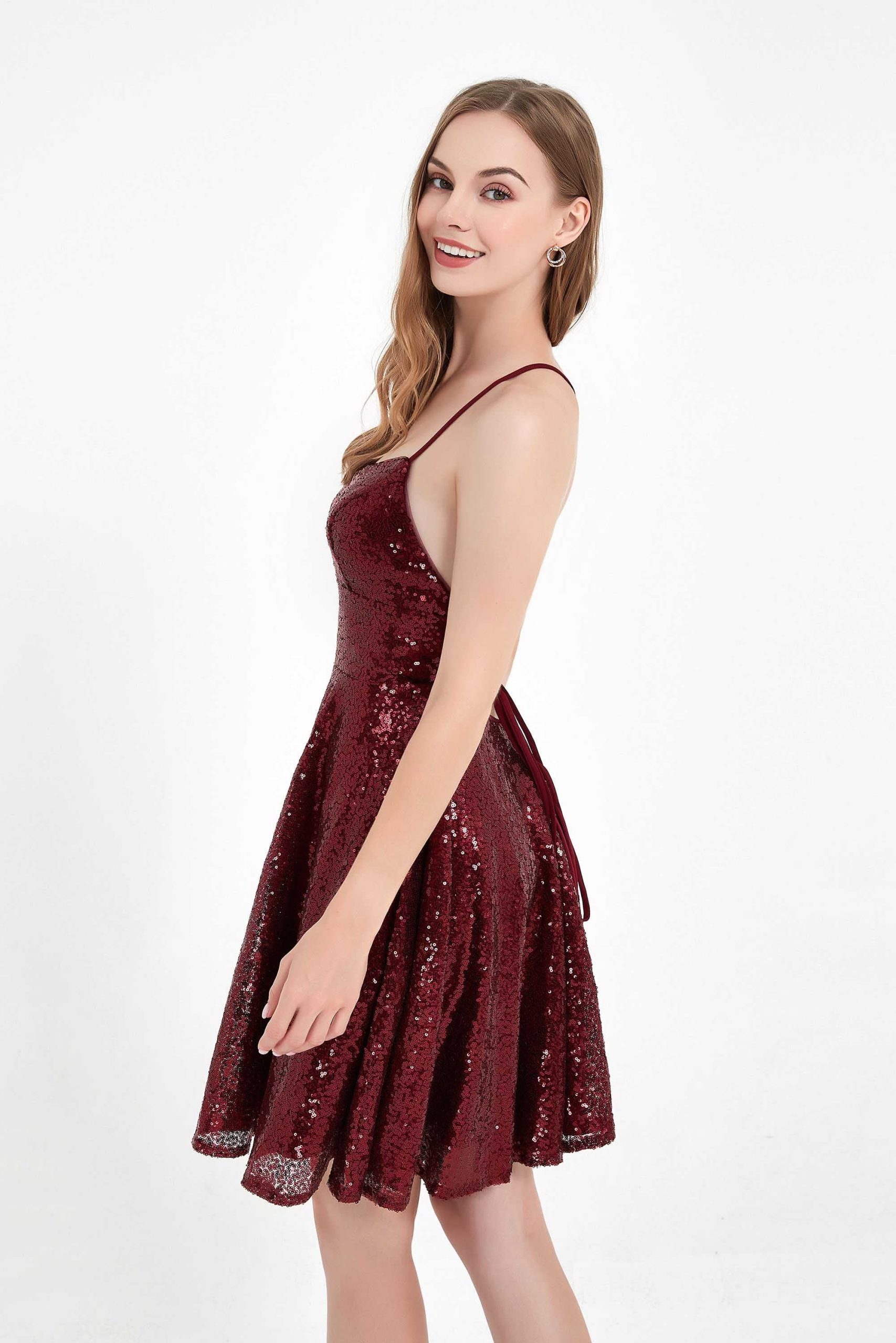 Robe Courte en Paillettes à Encolure Carrée et Dos à Lacet – Image 6