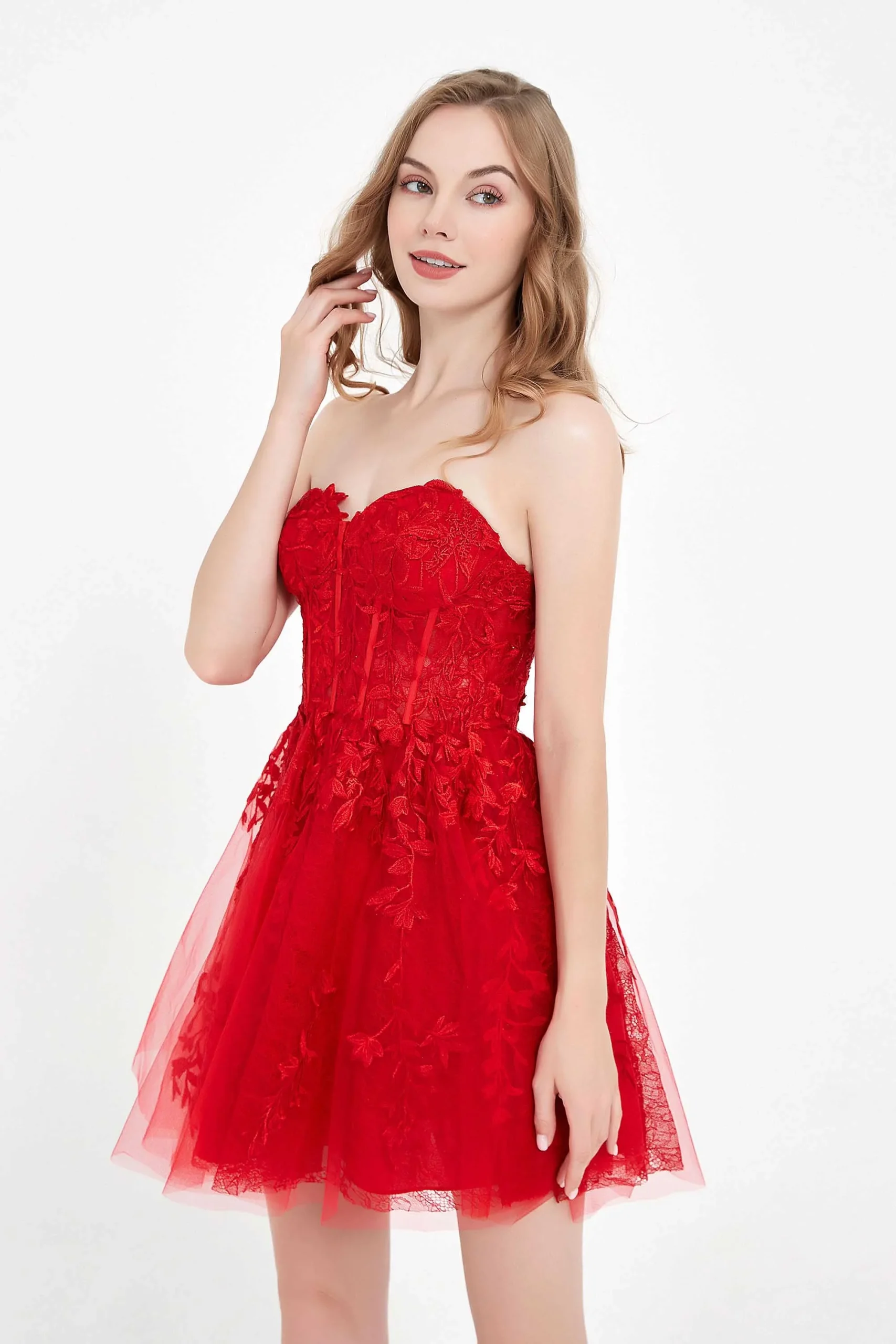 Mini-Robe en Tulle avec Applique Sans Bretelles à Col en Cœur – Image 4