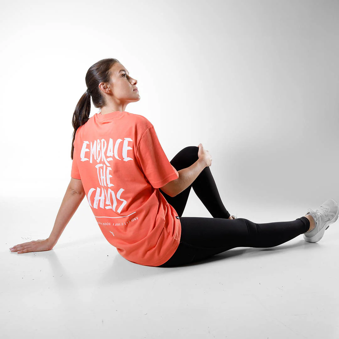 T-shirt Unisexe Light Oversize | Embrace the chaos | Fiesta – Image 3